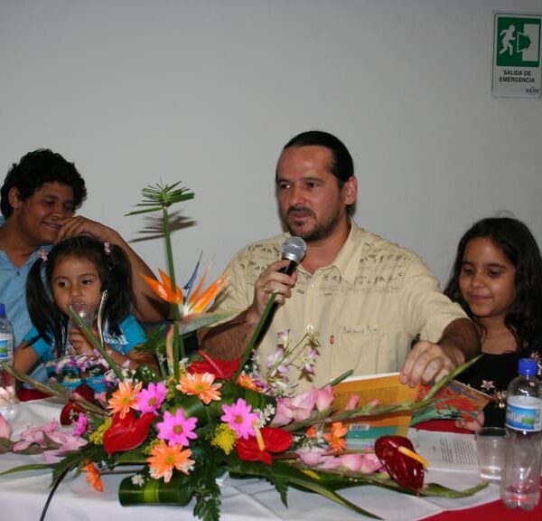 Presentación de libro Hechicerías