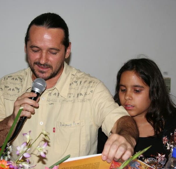 Presentación de libro Hechicerías